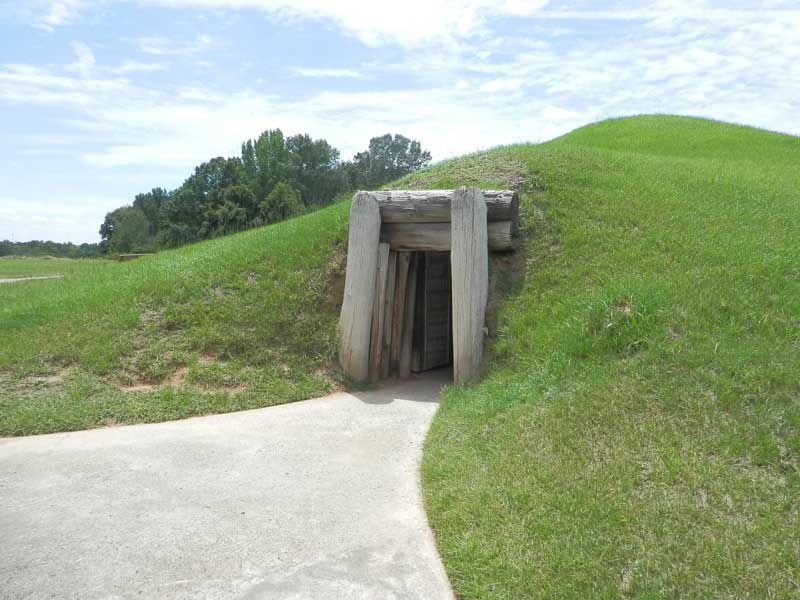 Ocmulgee Mounds National Historical Park – A Day Trip from Americus
